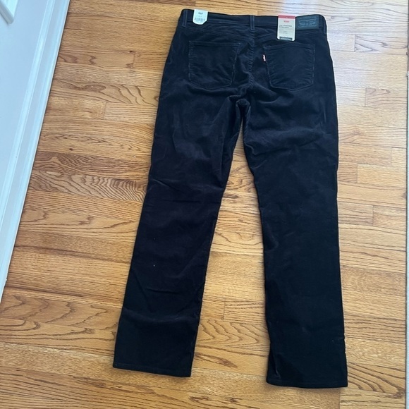 LEVI’S 314 Shaping Straight Women’s Black Corduroy Pants Mid Rise Size 32x30 - Picture 5 of 6